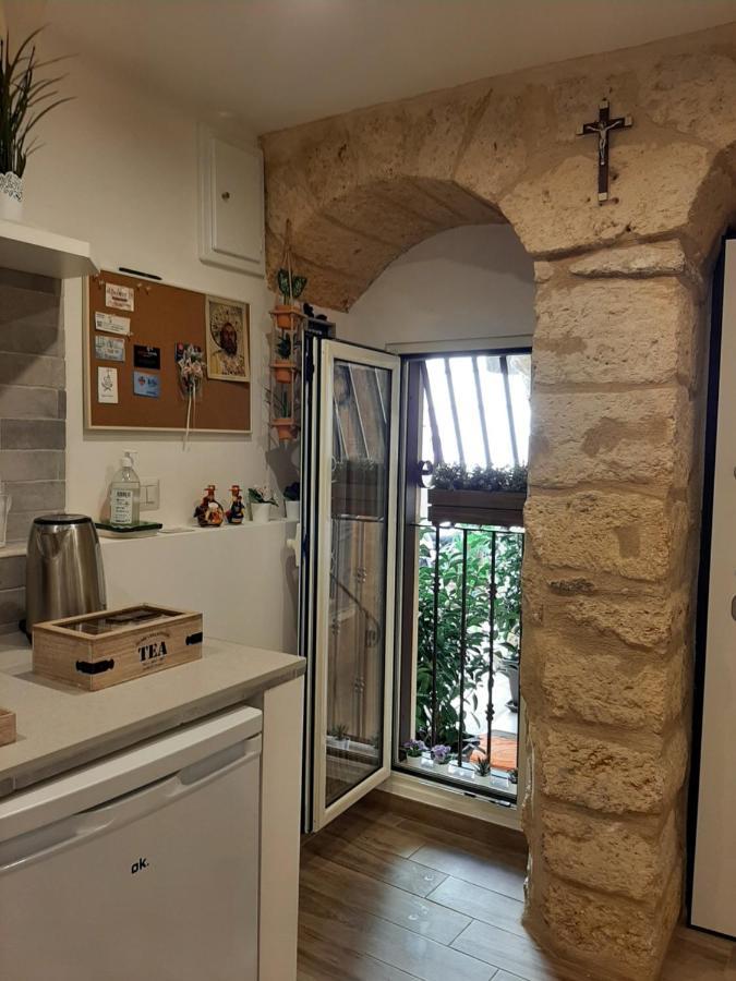 Al Sottano 19 Apartment Bari Luaran gambar