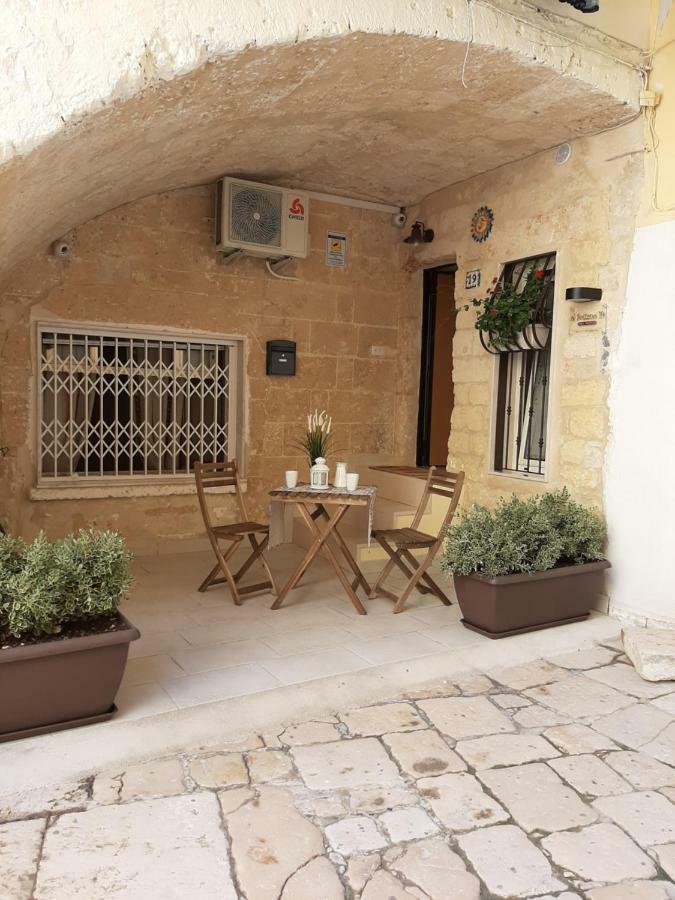 Al Sottano 19 Apartment Bari Luaran gambar