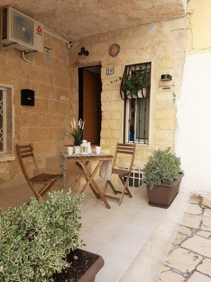 Al Sottano 19 Apartment Bari Luaran gambar
