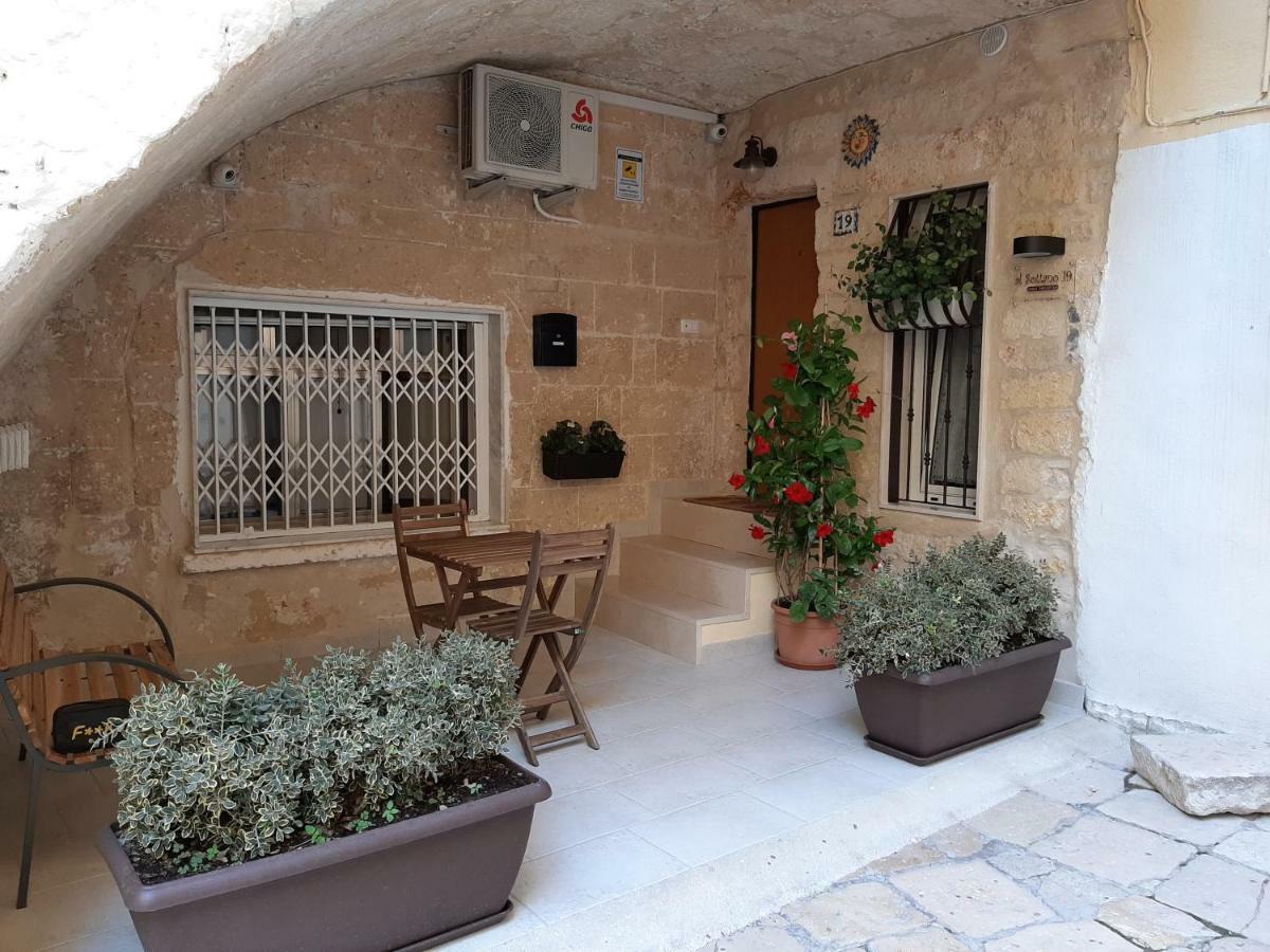 Al Sottano 19 Apartment Bari Luaran gambar